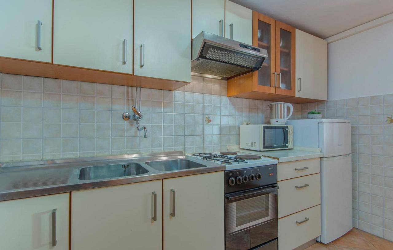 Apartment Complex Sauko Пореч Екстериор снимка